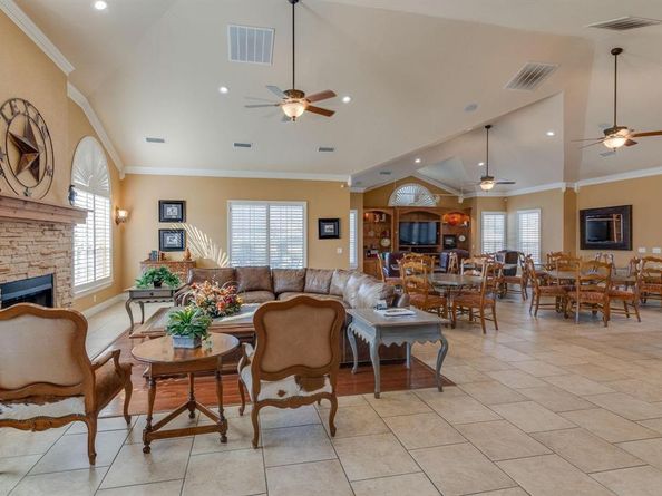 3250  Rosemeade Drive  2213, Fort Worth Texas 76116