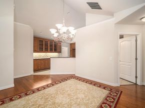 3250  Rosemeade Drive  2213, Fort Worth Texas 76116
