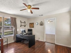 715  Lakeside Drive , Azle Texas 76020