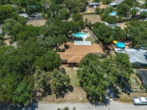 715  Lakeside Drive , Azle Texas 76020