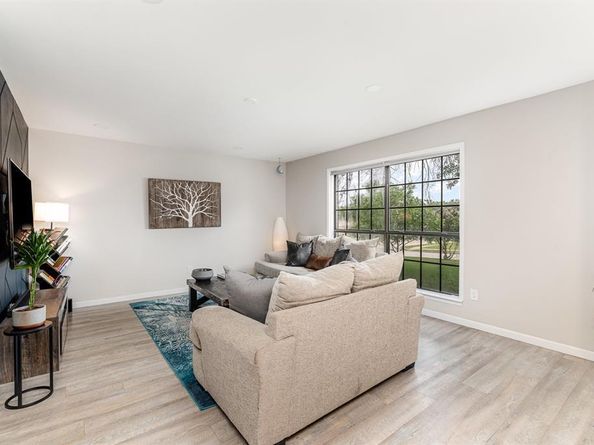 1700  Delaford Circle , Carrollton Texas 75007