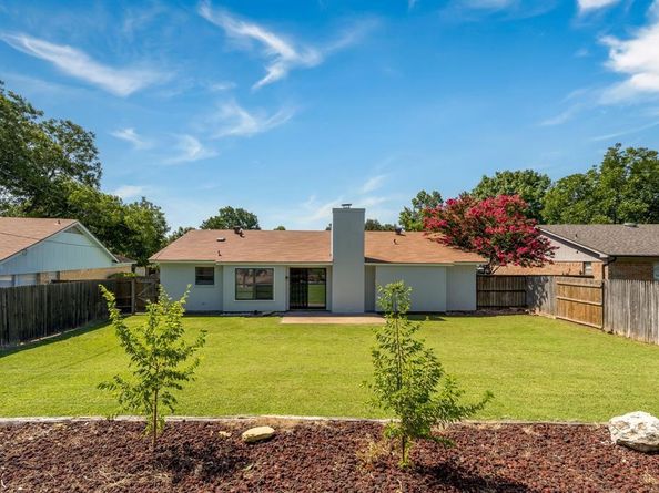 1617 S Timber Court , Benbrook Texas 76126