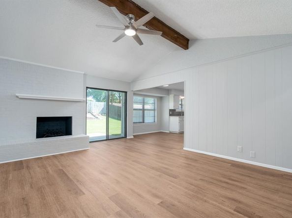 1617 S Timber Court , Benbrook Texas 76126