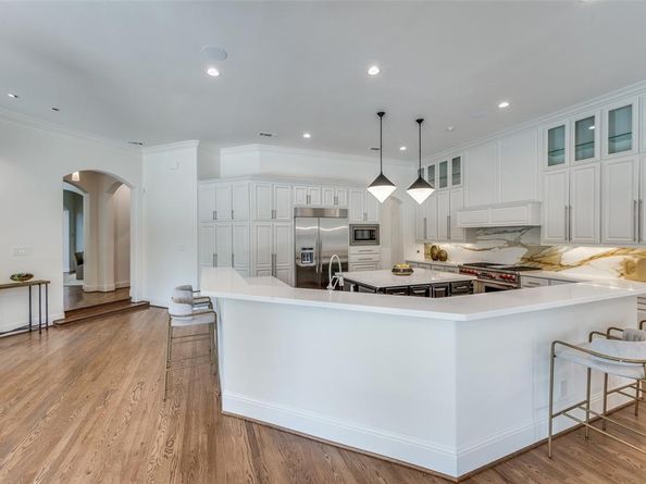 11040  Tibbs Street , Dallas Texas 75230