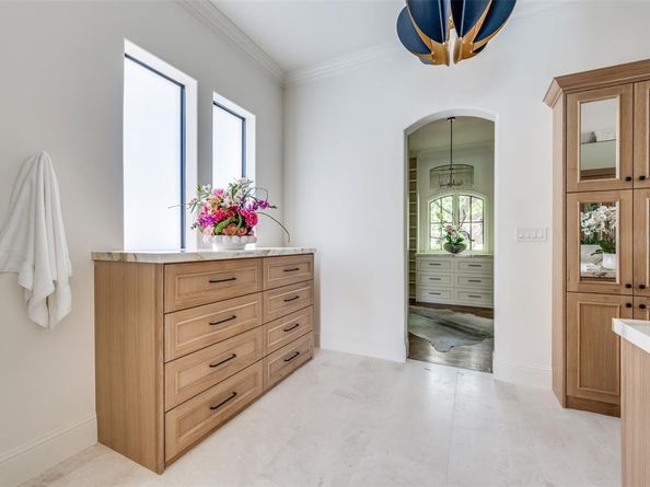 11040  Tibbs Street , Dallas Texas 75230
