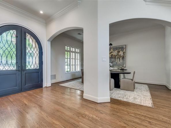 11040  Tibbs Street , Dallas Texas 75230