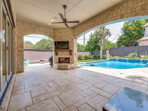 11040  Tibbs Street , Dallas Texas 75230