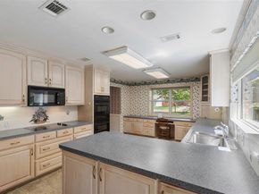 813  Pleasant Valley Lane , Richardson Texas 75080