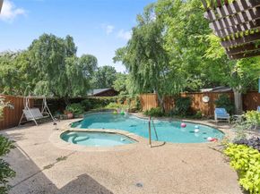 813  Pleasant Valley Lane , Richardson Texas 75080