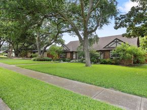 813  Pleasant Valley Lane , Richardson Texas 75080