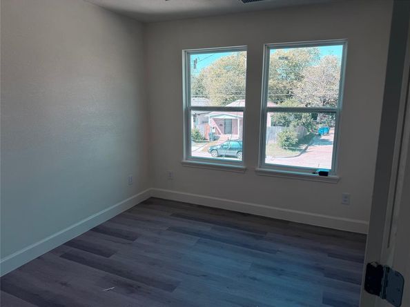 4716  frank Street , Dallas Texas 75210