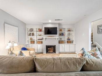 3740  Vitruvian Way 