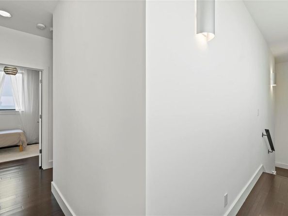 6  Vanguard Way , Dallas Texas 75243