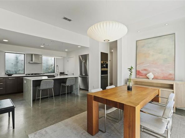 6  Vanguard Way , Dallas Texas 75243