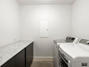 6  Vanguard Way , Dallas Texas 75243