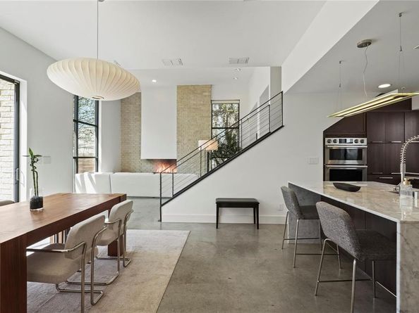 6  Vanguard Way , Dallas Texas 75243