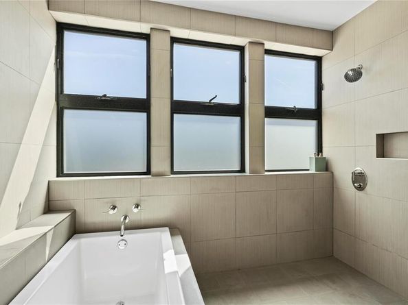 6  Vanguard Way , Dallas Texas 75243