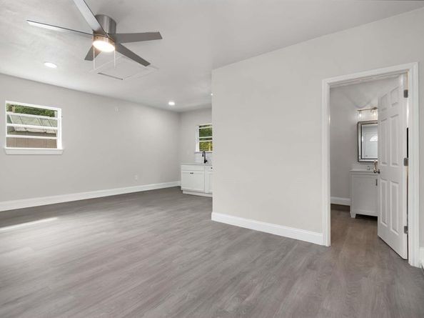 6453  Drury Lane , Fort Worth Texas 76116