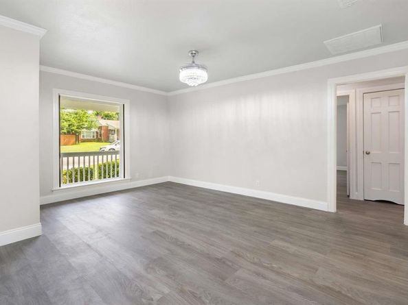 6453  Drury Lane , Fort Worth Texas 76116