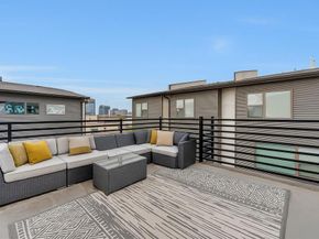 3200  Ross Avenue  40, Dallas Texas 75204