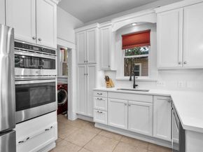 322 S Montclair Avenue , Dallas Texas 75208