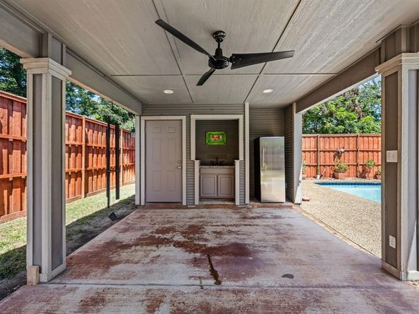 322 S Montclair Avenue , Dallas Texas 75208