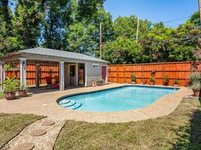 322 S Montclair Avenue , Dallas Texas 75208