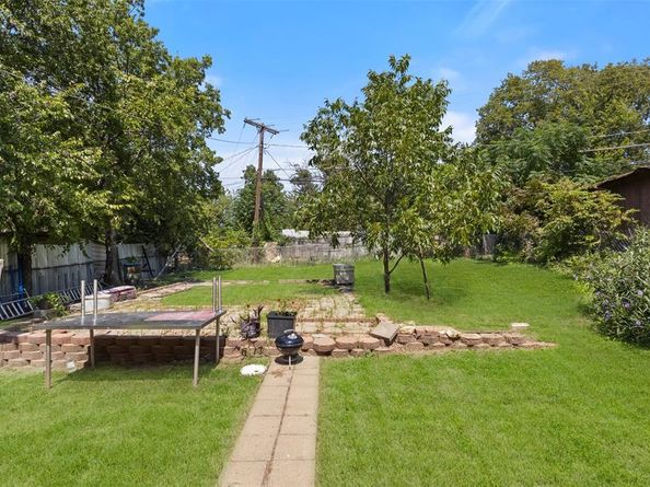2821  Burchill Road S, Fort Worth Texas 76105