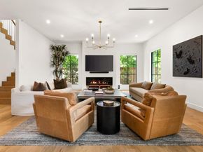 10510  Les Jardins Drive , Dallas Texas 75229