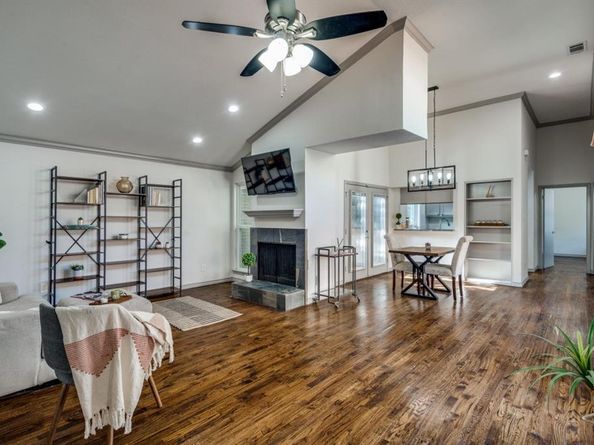 6735  Northcreek Lane , Dallas Texas 75240