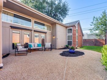 6735  Northcreek Lane 