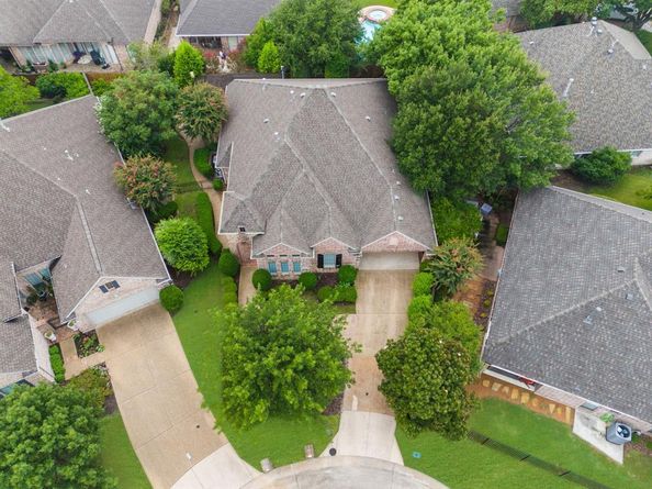 1604  Irons Court , McKinney Texas 75072