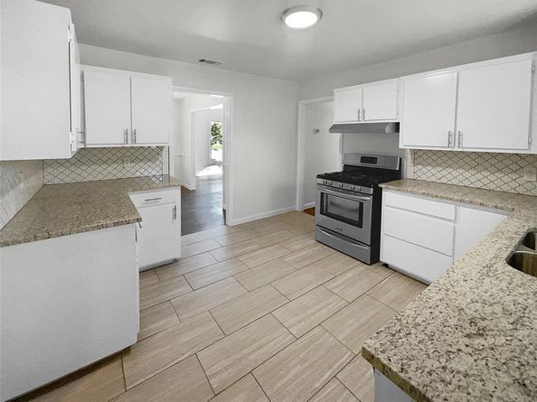 3517  Jane Lane , Haltom City Texas 76117