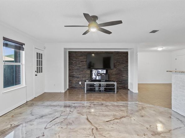 14849  Ledgeview Court , Balch Springs Texas 75180
