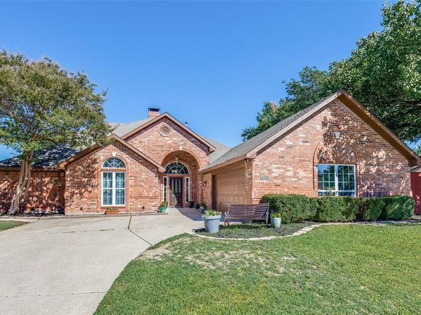 3001  Oak Springs Drive , Garland Texas 75044