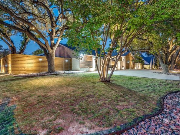 6212  Emeraldwood Place , Dallas Texas 75254
