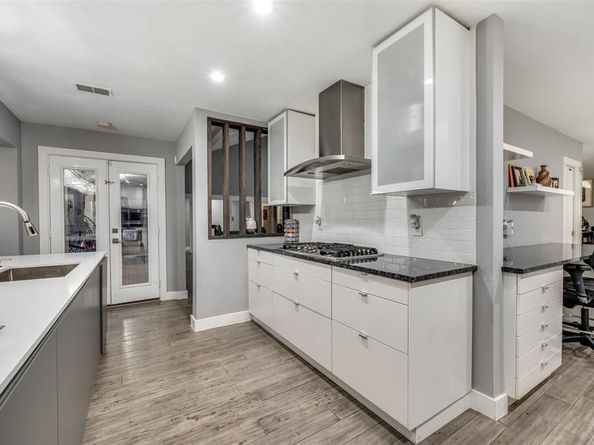 6212  Emeraldwood Place , Dallas Texas 75254