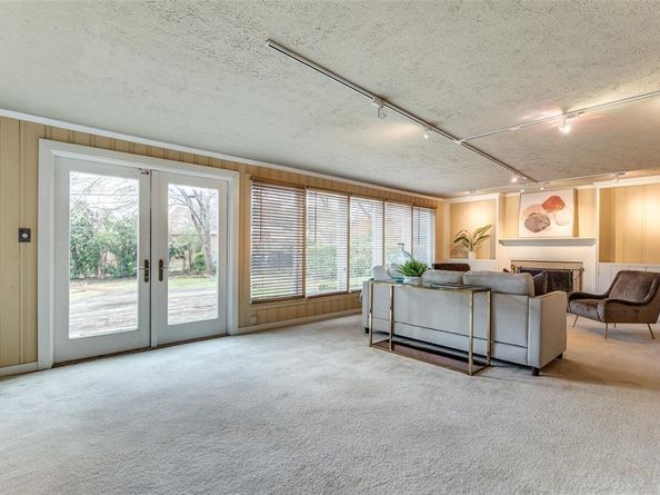 430  Mayrant Drive , Dallas Texas 75224