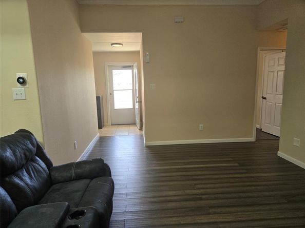 1121  Sam Houston Drive , Garland Texas 75042