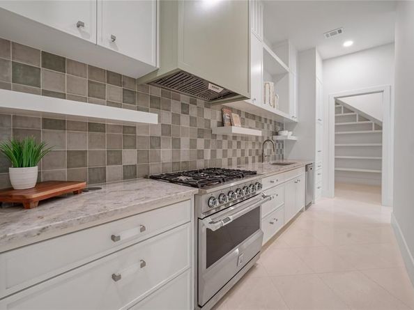 5615  Lobello Drive , Dallas Texas 75229
