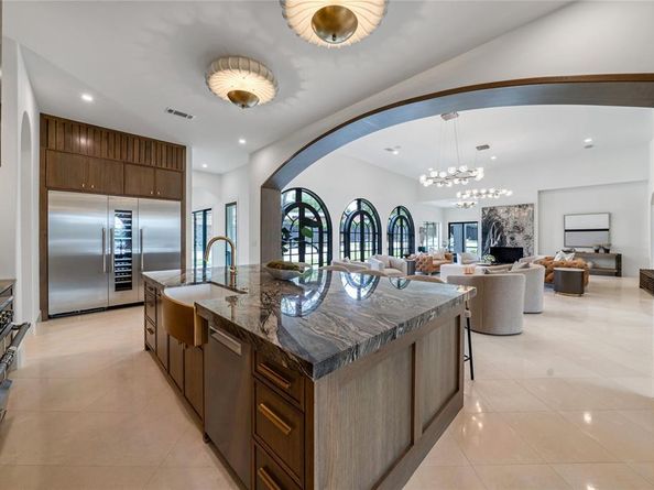 5615  Lobello Drive , Dallas Texas 75229