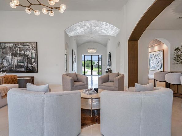 5615  Lobello Drive , Dallas Texas 75229
