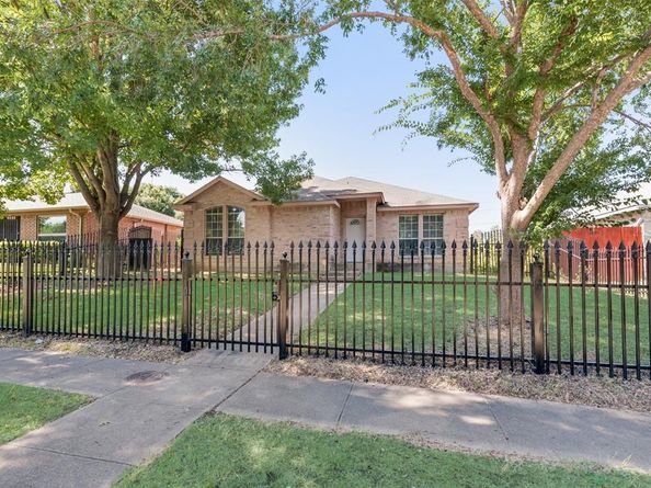8028  Texridge Drive , Dallas Texas 75232