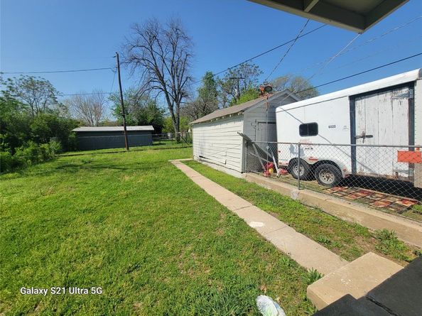 1715  Homan Avenue , Fort Worth Texas 76164