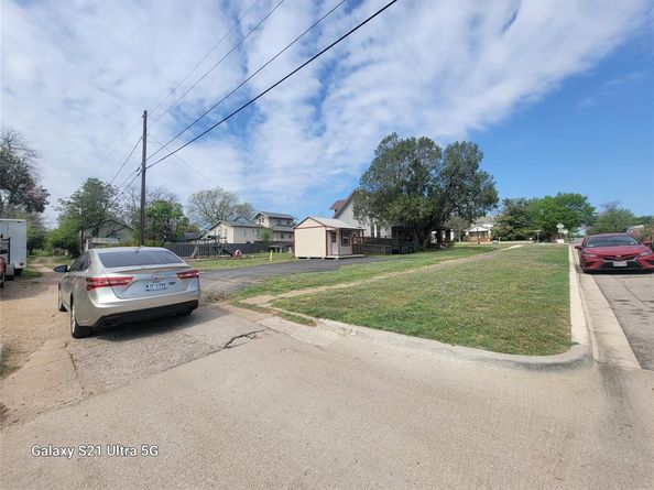 1715  Homan Avenue , Fort Worth Texas 76164