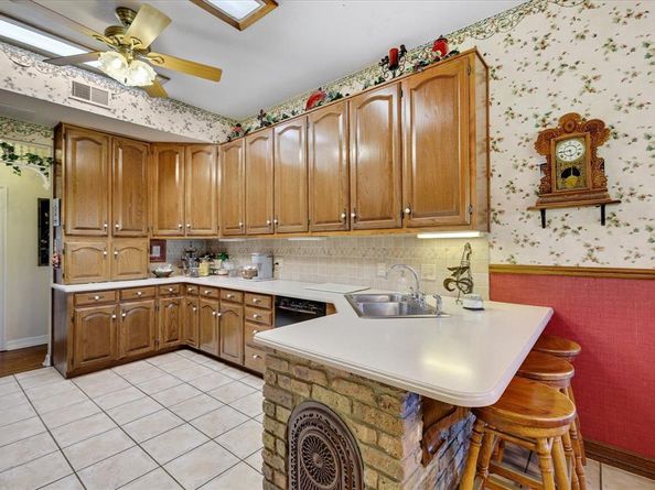 2201  Oak Knoll Court , Colleyville Texas 76034