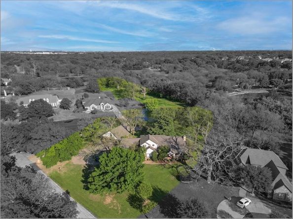 2201  Oak Knoll Court , Colleyville Texas 76034