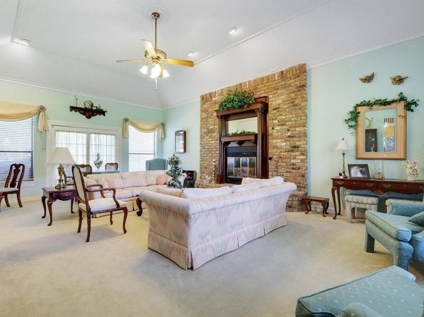 2201  Oak Knoll Court , Colleyville Texas 76034