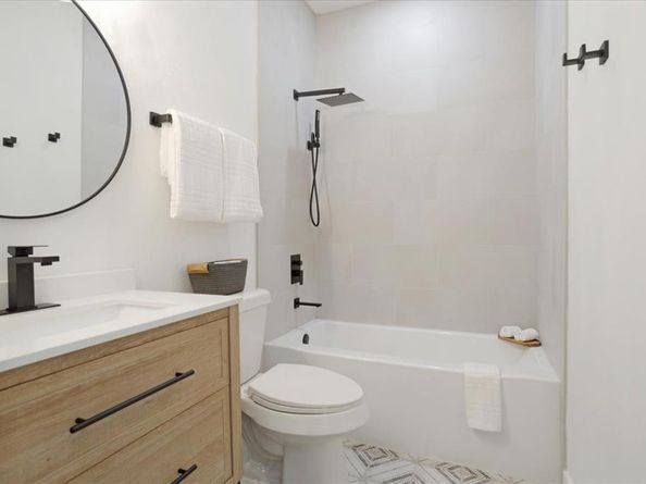 405  Northbrook Avenue , Oak Point Texas 75068