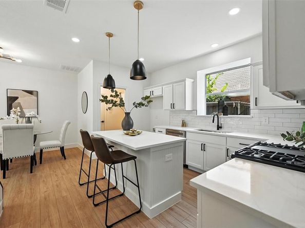 1868  Oak Bend Drive , Rockwall Texas 75087